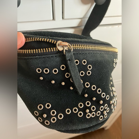 Urban Outfitter Cow Hide Fanny Pack - Picture 3 of 8